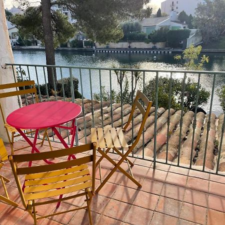 Appartement Centre Port-Grimaud Avec Vue Magnifique Sur La Giscle מראה חיצוני תמונה