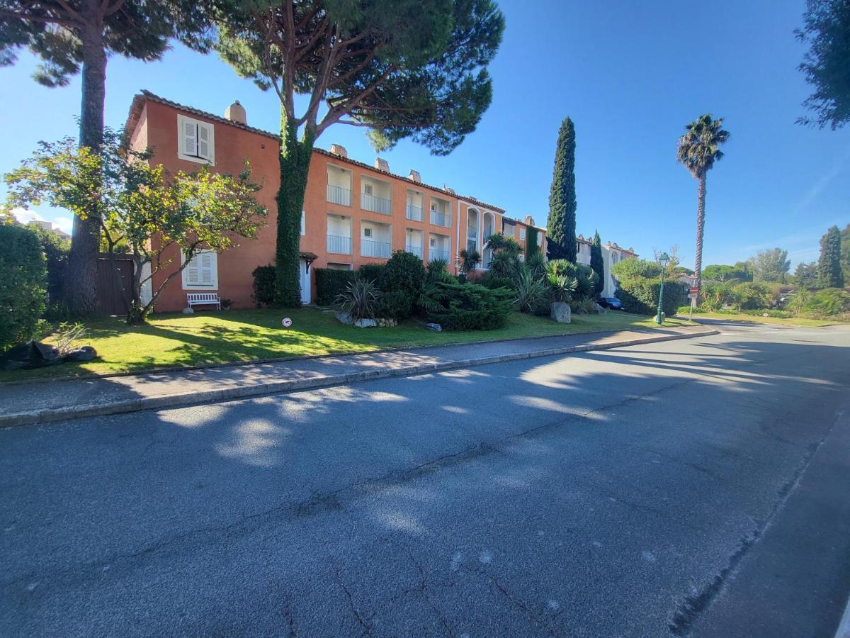 Appartement Centre Port-Grimaud Avec Vue Magnifique Sur La Giscle מראה חיצוני תמונה